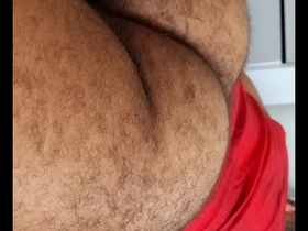Flagra!! meu cunhado rabudo deitado na cama