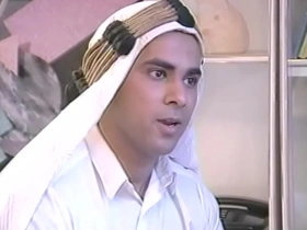 Famous anarchist butch taylor plans to steal diamond tiara which saudi prince prince sam abdul  brought to usa during his visit, special fbi agent tom woods was ordered to do his best to prevent diplomatic row