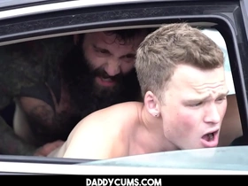 Wash the car in family is the best